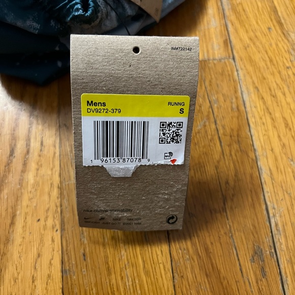 Nike DRI-FIT Stride Run Division 4" DV9272-379 Green Mens Size - Picture 4 of 7